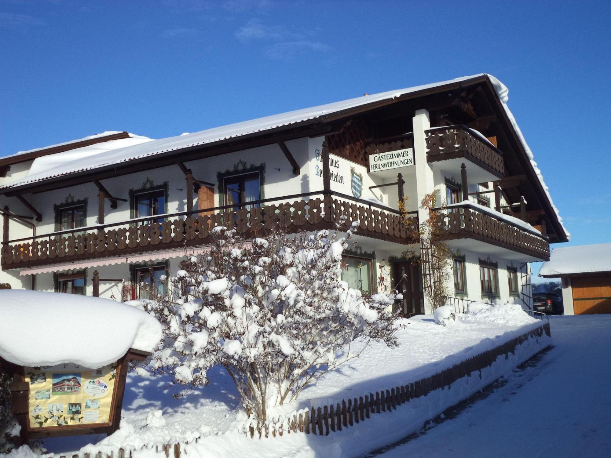 Bayersoien Ferienwohnung-Susanne-Im-Gaestehaus-Bergfrieden מראה חיצוני תמונה